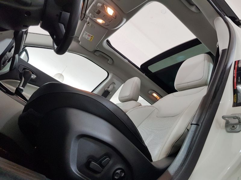 JEEP COMPASS 2.0 16V FLEX LIMITED AUTOMÁTICO 2017/2018 ADVANT AUTOMÓVEIS CAXIAS DO SUL / Carros no Vale