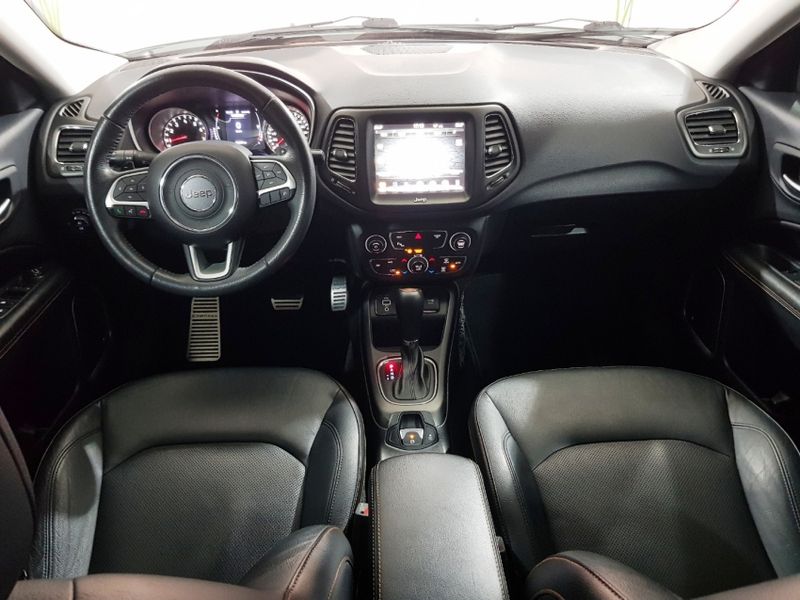 JEEP COMPASS 2.0 16V FLEX LONGITUDE AUTOMÁTICO 2017/2017 ADVANT AUTOMÓVEIS CAXIAS DO SUL / Carros no Vale