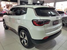 JEEP COMPASS 2.0 16V FLEX LONGITUDE AUTOMÁTICO 2017/2017 ADVANT AUTOMÓVEIS CAXIAS DO SUL / Carros no Vale