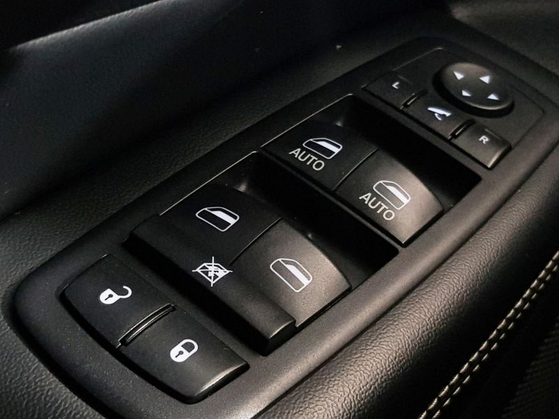 JEEP GRAND CHEROKEE 3.0 LIMITED 4X4 V6 24V TURBO DIESEL 4P AUTOMÁTICO 2014/2014 ADVANT AUTOMÓVEIS CAXIAS DO SUL / Carros no Vale JEEP GRAND CHEROKEE 3.0 LIMITED 4X4 V6 24V TURBO DIESEL 4P AUTOMÁTICO 2014/2014 ADVANT AUTOMÓVEIS CAXIAS DO SUL / Carros no Vale