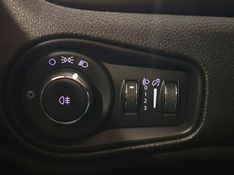 JEEP RENEGADE 1.8 16V FLEX SPORT 4P AUTOMÁTICO 2018/2018 ADVANT AUTOMÓVEIS CAXIAS DO SUL / Carros no Vale