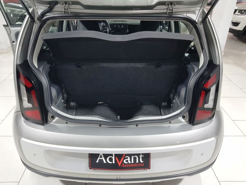 Volkswagen CROSS UP 1.0 TSI 12V FLEX 4P MANUAL 2016/2017 ADVANT AUTOMÓVEIS CAXIAS DO SUL / Carros no Vale