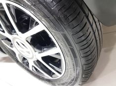 Volkswagen CROSS UP 1.0 TSI 12V FLEX 4P MANUAL 2016/2017 ADVANT AUTOMÓVEIS CAXIAS DO SUL / Carros no Vale