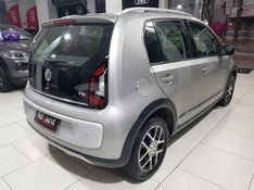 Volkswagen CROSS UP 1.0 TSI 12V FLEX 4P MANUAL 2016/2017 ADVANT AUTOMÓVEIS CAXIAS DO SUL / Carros no Vale