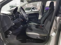 Volkswagen CROSS UP 1.0 TSI 12V FLEX 4P MANUAL 2016/2017 ADVANT AUTOMÓVEIS CAXIAS DO SUL / Carros no Vale