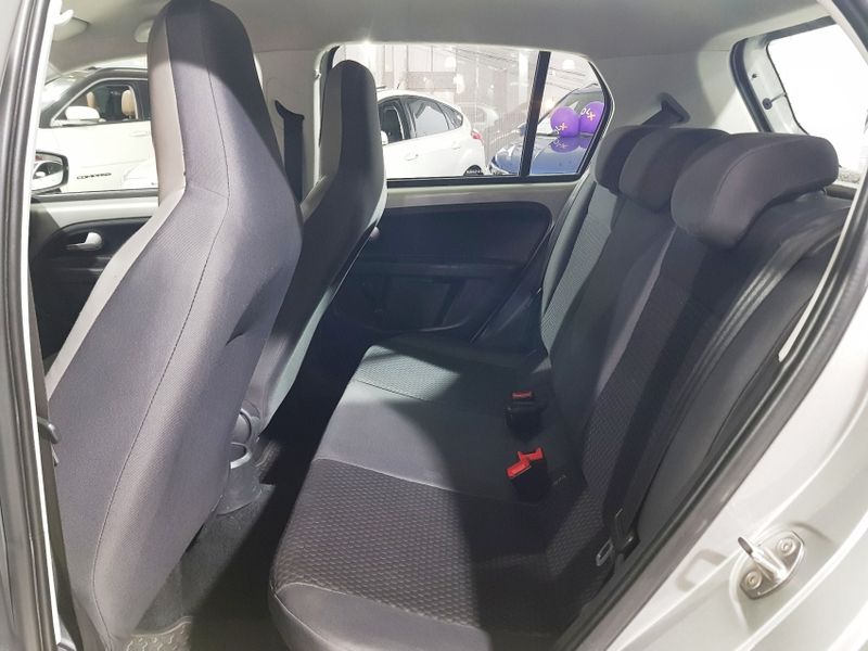Volkswagen CROSS UP 1.0 TSI 12V FLEX 4P MANUAL 2016/2017 ADVANT AUTOMÓVEIS CAXIAS DO SUL / Carros no Vale