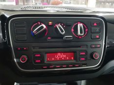 Volkswagen CROSS UP 1.0 TSI 12V FLEX 4P MANUAL 2016/2017 ADVANT AUTOMÓVEIS CAXIAS DO SUL / Carros no Vale