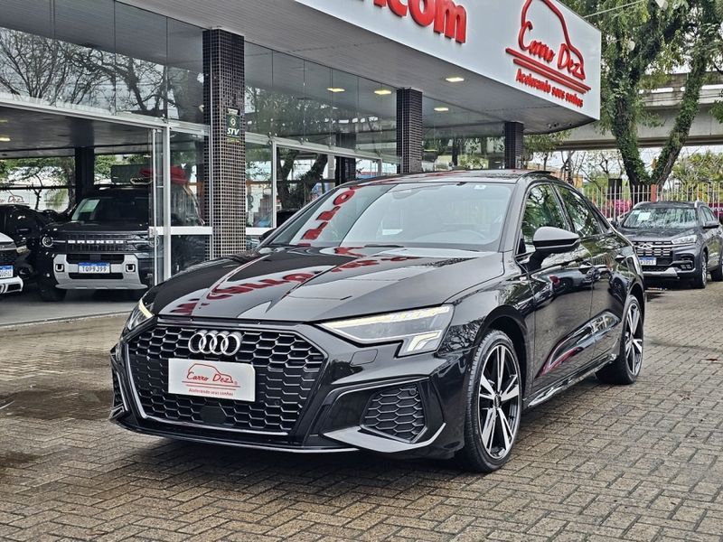 Audi A3 2.0 40 TFSI MHEV SEDAN PERFORMANCE BLACK S-TRONIC 2023/2023 CARRO DEZ NOVO HAMBURGO / Carros no Vale