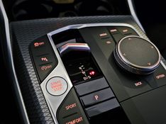 BMW 320i 2.0 16V TURBO FLEX M SPORT AUTOMÁTICO 2023/2024 CARRO DEZ NOVO HAMBURGO / Carros no Vale