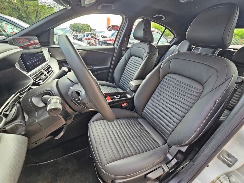 Fiat FASTBACK 1.0 TURBO 200 FLEX IMPETUS CVT 2023/2023 CARRO DEZ NOVO HAMBURGO / Carros no Vale Fiat FASTBACK 1.0 TURBO 200 FLEX IMPETUS CVT 2023/2023 CARRO DEZ NOVO HAMBURGO / Carros no Vale