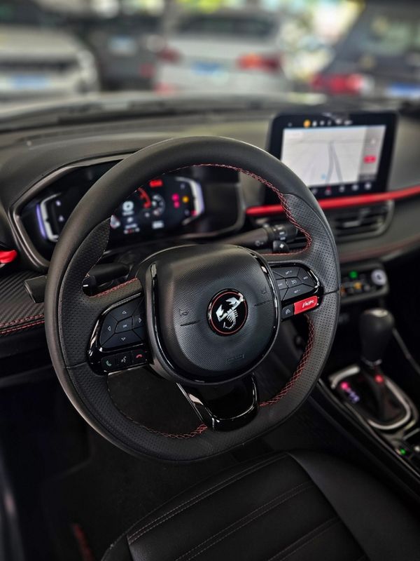 Fiat FASTBACK 1.3 TURBO 270 FLEX ABARTH AT6 2025/2025 CARRO DEZ NOVO HAMBURGO / Carros no Vale Fiat FASTBACK 1.3 TURBO 270 FLEX ABARTH AT6 2025/2025 CARRO DEZ NOVO HAMBURGO / Carros no Vale