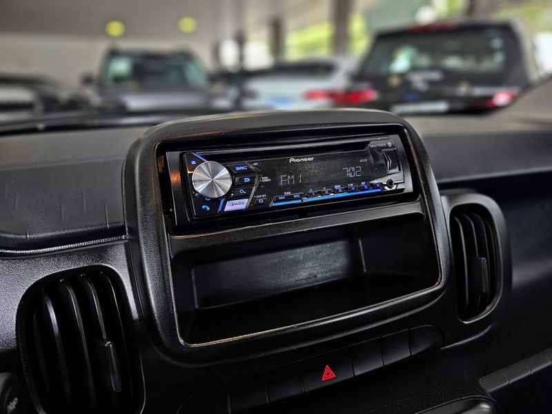 Fiat MOBI 1.0 EVO FLEX LIKE MANUAL 2020/2020 CARRO DEZ NOVO HAMBURGO / Carros no Vale