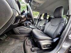 Fiat TORO 1.3 TURBO 270 FLEX VOLCANO AT6 2024/2025 CARRO DEZ NOVO HAMBURGO / Carros no Vale