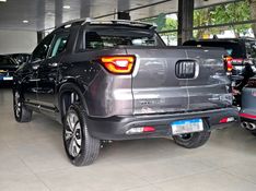 Fiat TORO 1.3 TURBO 270 FLEX VOLCANO AT6 2024/2025 CARRO DEZ NOVO HAMBURGO / Carros no Vale