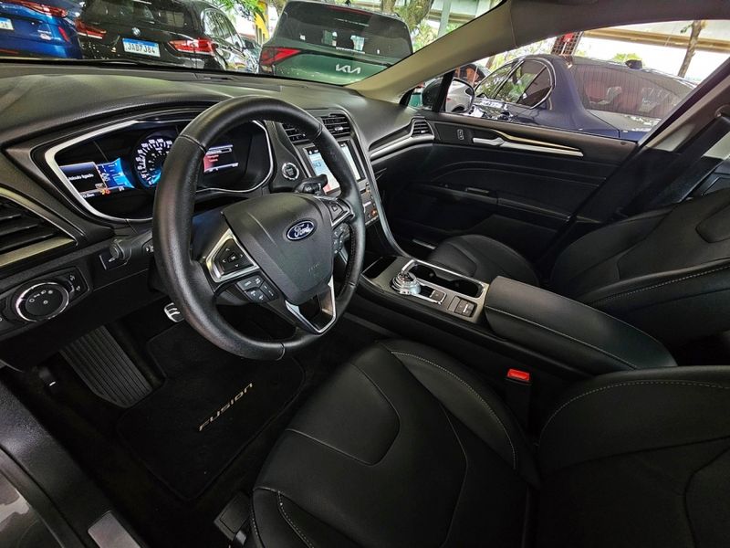 Ford FUSION 2.0 TITANIUM AWD 16V GASOLINA 4P AUTOMÁTICO 2017/2017 CARRO DEZ NOVO HAMBURGO / Carros no Vale Ford FUSION 2.0 TITANIUM AWD 16V GASOLINA 4P AUTOMÁTICO 2017/2017 CARRO DEZ NOVO HAMBURGO / Carros no Vale