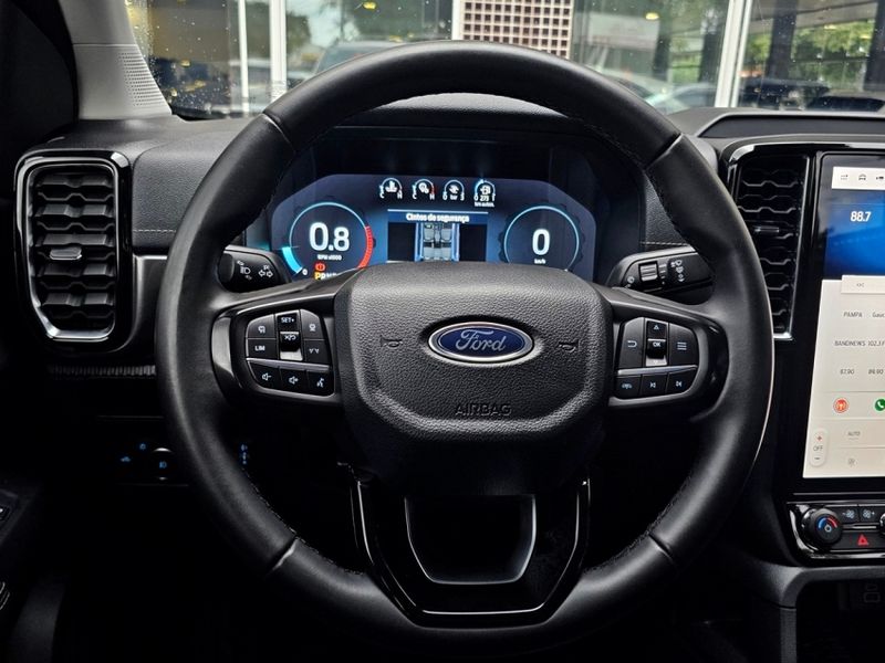 Ford RANGER 3.0 V6 TURBO DIESEL CD LIMITED 4X4 AUTOMÁTICO 2024/2024 CARRO DEZ NOVO HAMBURGO / Carros no Vale Ford RANGER 3.0 V6 TURBO DIESEL CD LIMITED 4X4 AUTOMÁTICO 2024/2024 CARRO DEZ NOVO HAMBURGO / Carros no Vale