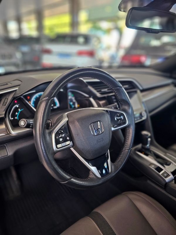 Honda CIVIC 1.5 16V TURBO GASOLINA TOURING 4P CVT 2021/2021 CARRO DEZ NOVO HAMBURGO / Carros no Vale