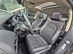 Honda ZR-V 2.0 I-VTEC GASOLINA TOURING CVT 2023/2024 CARRO DEZ NOVO HAMBURGO / Carros no Vale
