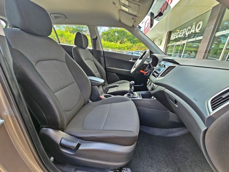Hyundai CRETA 1.6 16V FLEX ATTITUDE MANUAL 2017/2018 CARRO DEZ NOVO HAMBURGO / Carros no Vale
