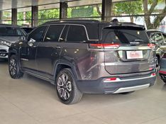 JEEP COMMANDER 1.3 T270 TURBO FLEX LIMITED AT6 2022/2022 CARRO DEZ NOVO HAMBURGO / Carros no Vale