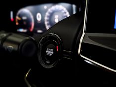 JEEP COMMANDER 1.3 T270 TURBO FLEX LONGITUDE AT6 2024/2025 CARRO DEZ NOVO HAMBURGO / Carros no Vale