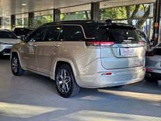 JEEP COMMANDER 1.3 T270 TURBO FLEX OVERLAND AT6 2022/2023 CARRO DEZ NOVO HAMBURGO / Carros no Vale