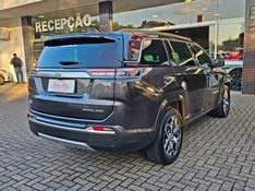 JEEP COMMANDER 1.3 T270 TURBO FLEX OVERLAND AT6 2023/2023 CARRO DEZ NOVO HAMBURGO / Carros no Vale