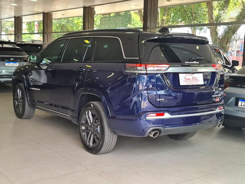 JEEP COMMANDER 2.0 HURRICANE 4 TURBO GASOLINA OVERLAND AT9 2024/2025 CARRO DEZ NOVO HAMBURGO / Carros no Vale