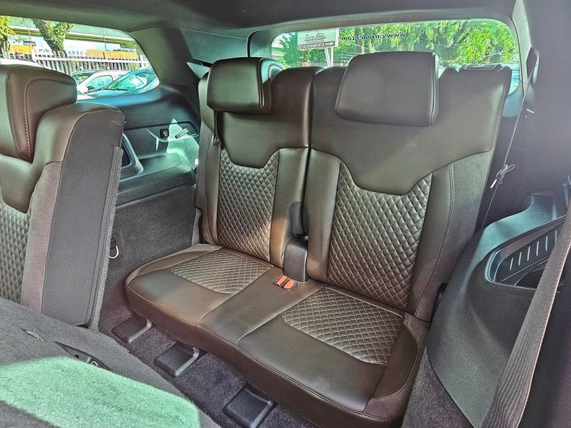 JEEP COMMANDER 2.0 TD380 TURBO DIESEL OVERLAND AT9 2022/2022 CARRO DEZ NOVO HAMBURGO / Carros no Vale