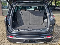 JEEP COMMANDER 2.0 TD380 TURBO DIESEL OVERLAND AT9 2022/2022 CARRO DEZ NOVO HAMBURGO / Carros no Vale