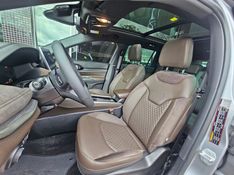 JEEP COMMANDER 2.2 TURBO DIESEL OVERLAND AT9 2026/2026 CARRO DEZ NOVO HAMBURGO / Carros no Vale
