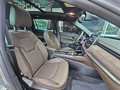 JEEP COMMANDER 2.2 TURBO DIESEL OVERLAND AT9 2026/2026 CARRO DEZ NOVO HAMBURGO / Carros no Vale