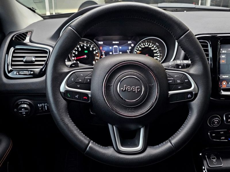 JEEP COMPASS 2.0 16V FLEX LIMITED AUTOMÁTICO 2021/2021 CARRO DEZ NOVO HAMBURGO / Carros no Vale JEEP COMPASS 2.0 16V FLEX LIMITED AUTOMÁTICO 2021/2021 CARRO DEZ NOVO HAMBURGO / Carros no Vale