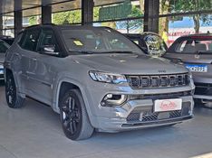 JEEP COMPASS 2.0 HURRICANE 4 TURBO GASOLINA BLACKHAWK AT9 2024/2025 CARRO DEZ NOVO HAMBURGO / Carros no Vale