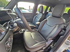 JEEP RENEGADE 1.3 T270 TURBO FLEX S 4X4 AT9 2023/2023 CARRO DEZ NOVO HAMBURGO / Carros no Vale