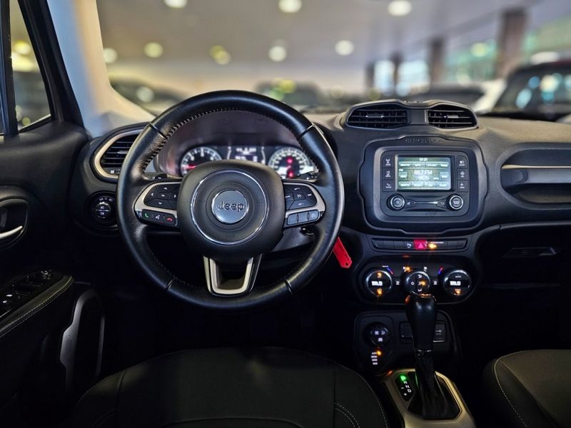 JEEP RENEGADE 2.0 16V TURBO DIESEL LONGITUDE 4P 4X4 AUTOMÁTICO 2015/2016 CARRO DEZ NOVO HAMBURGO / Carros no Vale JEEP RENEGADE 2.0 16V TURBO DIESEL LONGITUDE 4P 4X4 AUTOMÁTICO 2015/2016 CARRO DEZ NOVO HAMBURGO / Carros no Vale