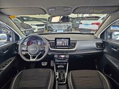 KIA STONIC 1.0 TGDI MHEV SX AUTOMÁTICO 2022/2022 CARRO DEZ NOVO HAMBURGO / Carros no Vale