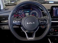 KIA STONIC 1.0 TGDI MHEV SX AUTOMÁTICO 2023/2024 CARRO DEZ NOVO HAMBURGO / Carros no Vale