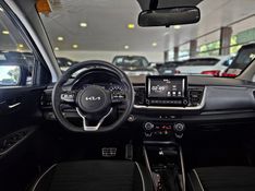 KIA STONIC 1.0 TGDI MHEV SX AUTOMÁTICO 2022/2022 CARRO DEZ NOVO HAMBURGO / Carros no Vale