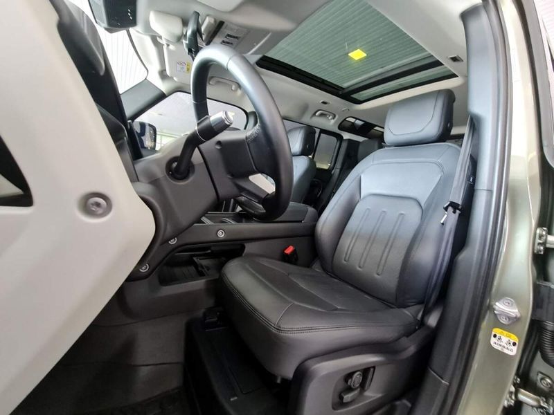 Land Rover DEFENDER 2.0 P300 GASOLINA 110 HSE AWD AUTOMÁTICO 2021/2022 CARRO DEZ NOVO HAMBURGO / Carros no Vale Land Rover DEFENDER 2.0 P300 GASOLINA 110 HSE AWD AUTOMÁTICO 2021/2022 CARRO DEZ NOVO HAMBURGO / Carros no Vale