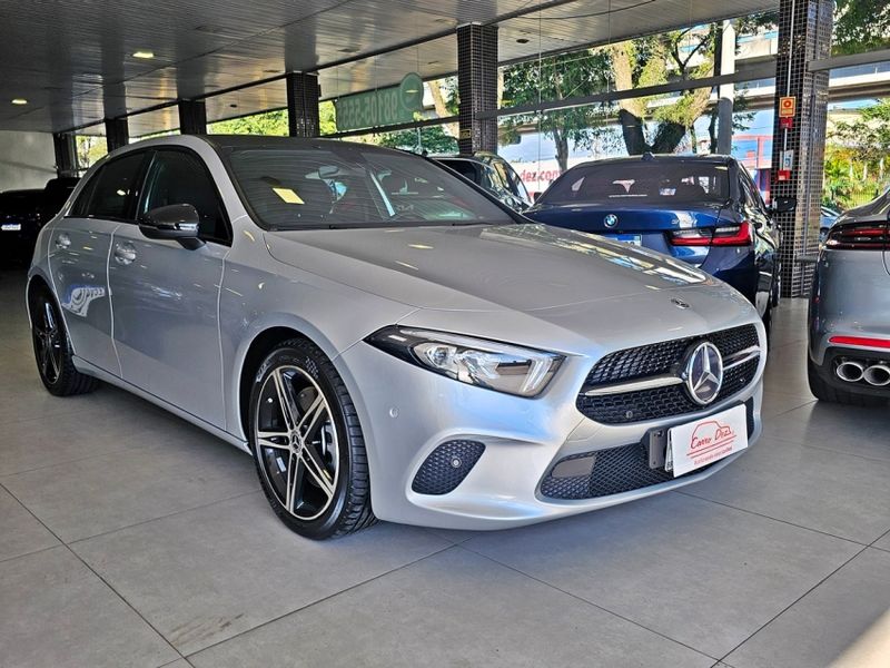 Mercedes-Benz A 250 2.0 CGI GASOLINA VISION 7G-DCT 2019/2020 CARRO DEZ NOVO HAMBURGO / Carros no Vale Mercedes-Benz A 250 2.0 CGI GASOLINA VISION 7G-DCT 2019/2020 CARRO DEZ NOVO HAMBURGO / Carros no Vale