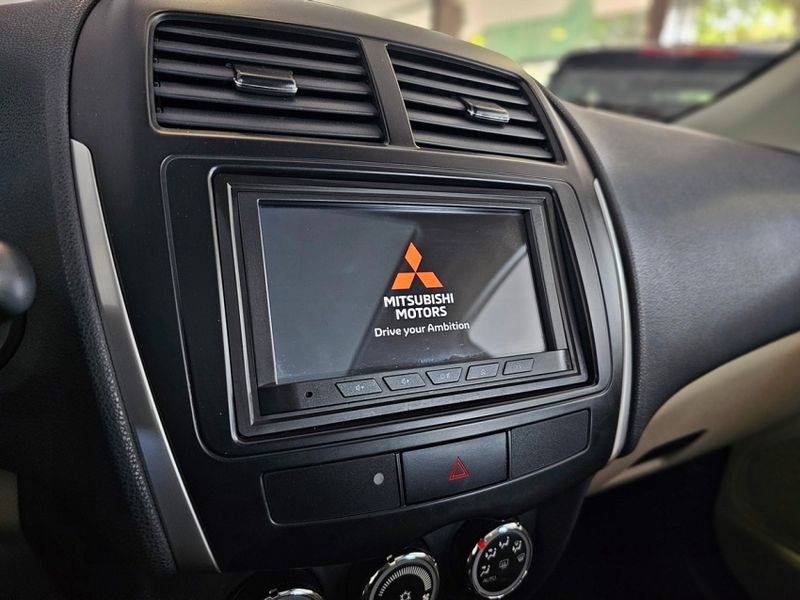 Mitsubishi ASX 2.0 MIVEC FLEX HPE-S AWD CVT 2019/2020 CARRO DEZ NOVO HAMBURGO / Carros no Vale