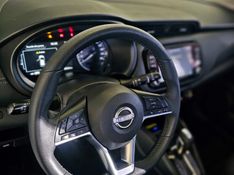 Nissan KICKS 1.6 16V FLEXSTART EXCLUSIVE XTRONIC 2023/2024 CARRO DEZ NOVO HAMBURGO / Carros no Vale