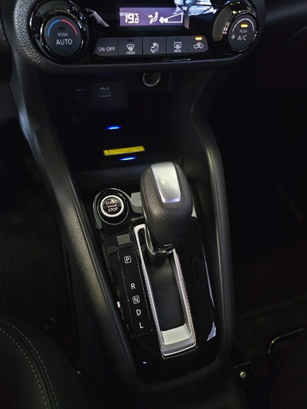 Nissan KICKS 1.6 16V FLEXSTART EXCLUSIVE XTRONIC 2023/2024 CARRO DEZ NOVO HAMBURGO / Carros no Vale