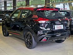 Nissan KICKS 1.6 16V FLEXSTART XPLAY XTRONIC 2023/2024 CARRO DEZ NOVO HAMBURGO / Carros no Vale