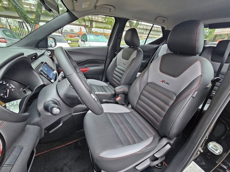 Nissan KICKS 1.6 16V FLEXSTART XPLAY XTRONIC 2023/2024 CARRO DEZ NOVO HAMBURGO / Carros no Vale Nissan KICKS 1.6 16V FLEXSTART XPLAY XTRONIC 2023/2024 CARRO DEZ NOVO HAMBURGO / Carros no Vale