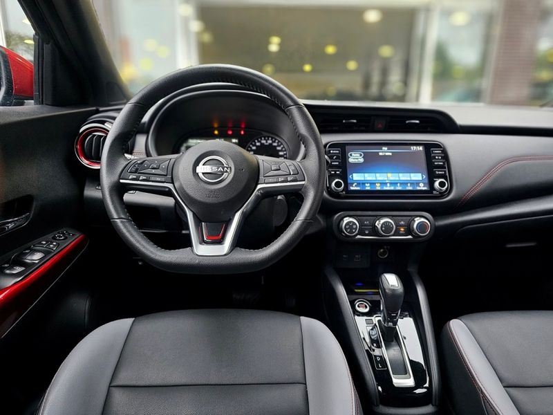Nissan KICKS 1.6 16V FLEXSTART XPLAY XTRONIC 2023/2024 CARRO DEZ NOVO HAMBURGO / Carros no Vale Nissan KICKS 1.6 16V FLEXSTART XPLAY XTRONIC 2023/2024 CARRO DEZ NOVO HAMBURGO / Carros no Vale
