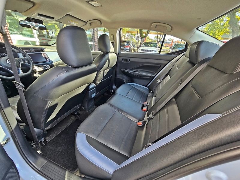 Nissan VERSA 1.6 16V FLEX EXCLUSIVE XTRONIC 2023/2024 CARRO DEZ NOVO HAMBURGO / Carros no Vale Nissan VERSA 1.6 16V FLEX EXCLUSIVE XTRONIC 2023/2024 CARRO DEZ NOVO HAMBURGO / Carros no Vale