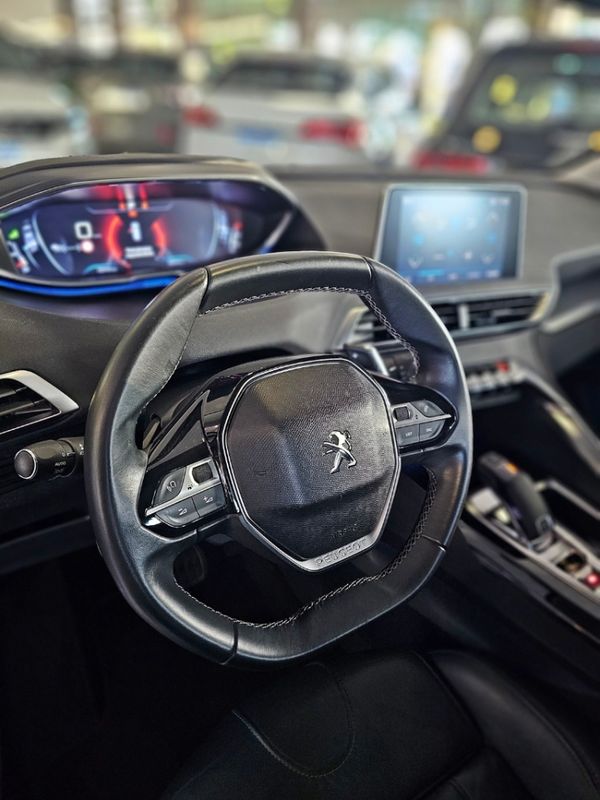 Peugeot 3008 1.6 GRIFFE PACK THP 16V GASOLINA 4P AUTOMÁTICO 2018/2019 CARRO DEZ NOVO HAMBURGO / Carros no Vale Peugeot 3008 1.6 GRIFFE PACK THP 16V GASOLINA 4P AUTOMÁTICO 2018/2019 CARRO DEZ NOVO HAMBURGO / Carros no Vale