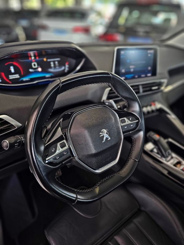 Peugeot 3008 1.6 GRIFFE PACK THP 16V GASOLINA 4P AUTOMÁTICO 2018/2019 CARRO DEZ NOVO HAMBURGO / Carros no Vale